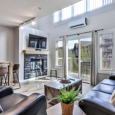 Charming 1 Bdrm Plus Loft With Views Managed By Little Sister Getaways Canmore Zewnętrze zdjęcie